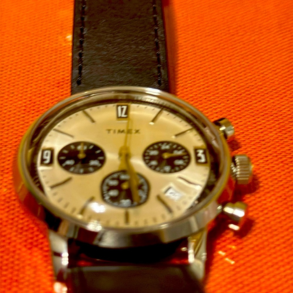 Timex Marlin Chronograph Watch Black leather silver dial 40mm TW2W10300VQ